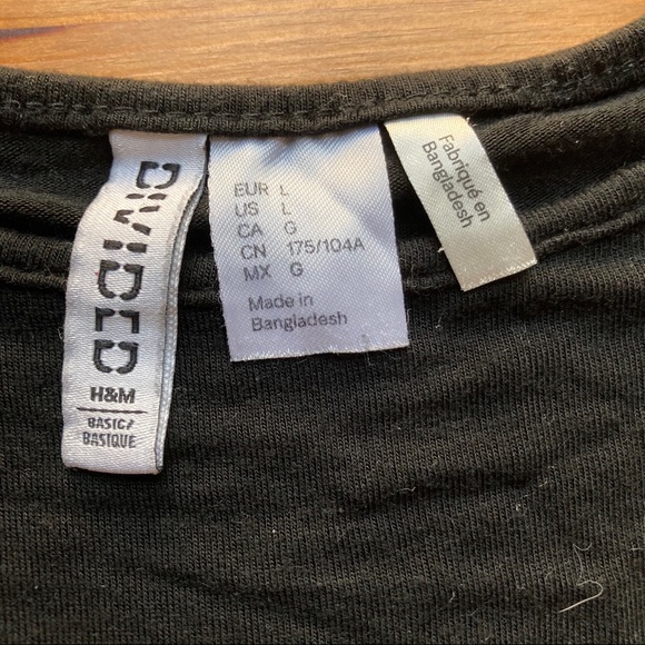 🔥H&M black crop tank top - Picture 4 of 5